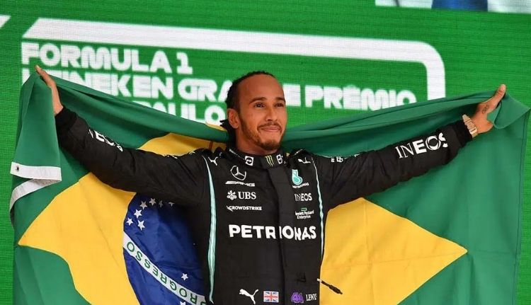 Hamilton vence en el GP de Brasil